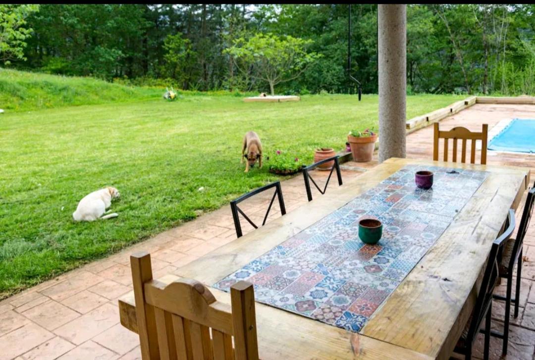 Chalet Con Piscina Climatizada En La Naturaleza Areatza Buitenkant foto