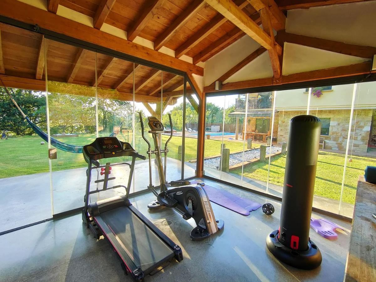 Chalet Con Piscina Climatizada En La Naturaleza Areatza Buitenkant foto